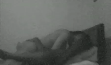 Bí mật giải trí của hai cô video sec nhat gái tóc vàng cô dâu