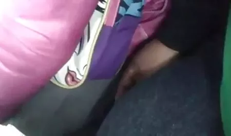 Một trong hai: con khốn sẽ xnxx hai nhat hài lòng!