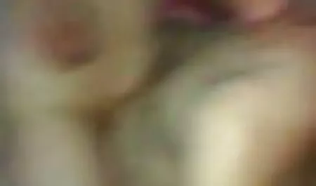 Chàng trai hài hước ăn cho các sex nhật xnxx thành viên ba