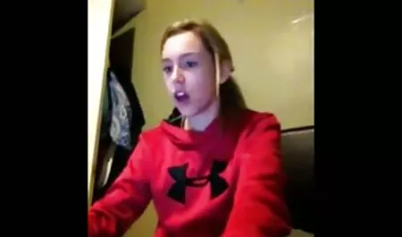 Bạn bè quay rượu video phim sex nhật bản trong một quán bar