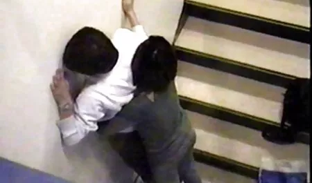 Bạn gái Ngọt ngào với một quai dơi video x nhat trong âm đạo