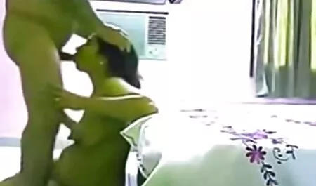 Các bà vợ đẹp thu hút vào ngôi nhà của một người cao giả mạo sex nhat tube