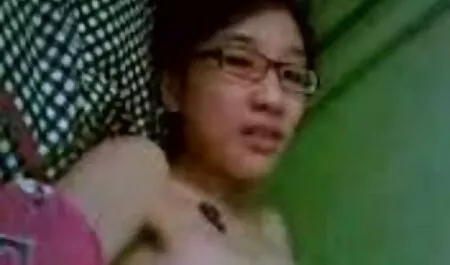 Người mẫu người nghệ xnxx hay nhat sĩ Lindsey Olsen