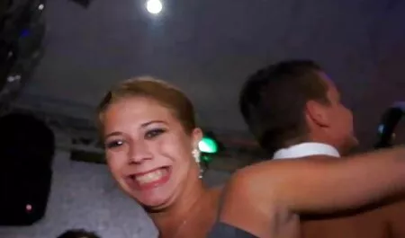 Thổi kèn là cách tốt nhất để có được một anh chàng xnxx hay nhat tắt TV