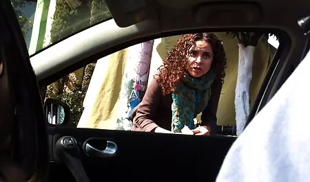 Diễn viên nghiệp xnxx học sinh nhật dư với cô ấy, con chó