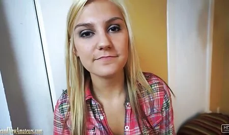 Sophie Dee rất yếu xnxx gai xinh nhat ban ở phía trước