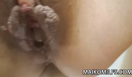 Các cô gái tóc vàng tiếp cận phim sex video nhat ban các chàng để khoe mông