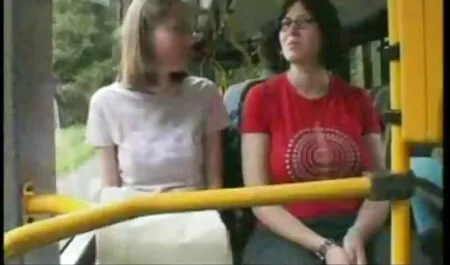 Laura Lee đặt ra cho một nhiếp ảnh gia phim sex video nhật bản trong một đất nước nhà