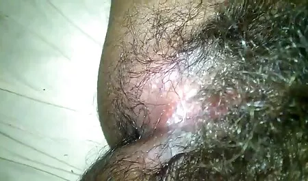 Người quản gia Stevie Shae trèo vào sex nhat video một căn nhà đắt tiền để ngủ với đối tác của mình