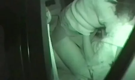 Viên làm việc xnxx gay nhật cho tiền