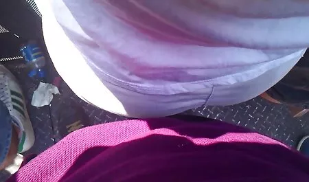 Em bé rên rỉ video sex moi nhat trong vòng tay của một người đàn ông trưởng thành.