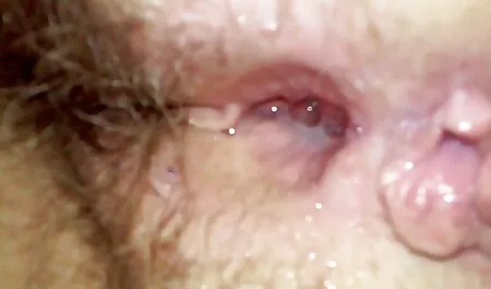 Các cô gái trên một tấm nệm và mòn xnxx nhật bạn mỏi dưới ánh mặt trời đốt