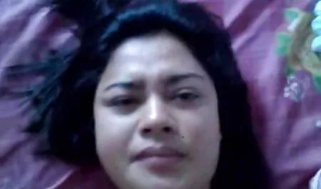 Mềm tình xx video moi nhat dục của bạn trai và tinh trong bụng của cô gái