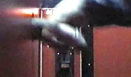 Lần đầu tiên với một hấp video set nhat ban dẫn chó